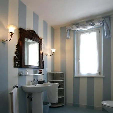 게스트하우스 Amelia 마리아나디피에트라산타