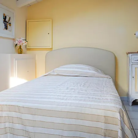 게스트하우스 Amelia 마리아나디피에트라산타