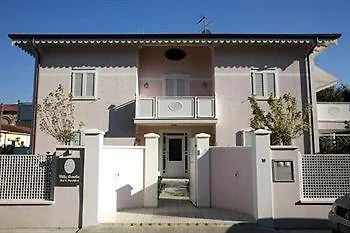 게스트하우스 Amelia 마리아나디피에트라산타